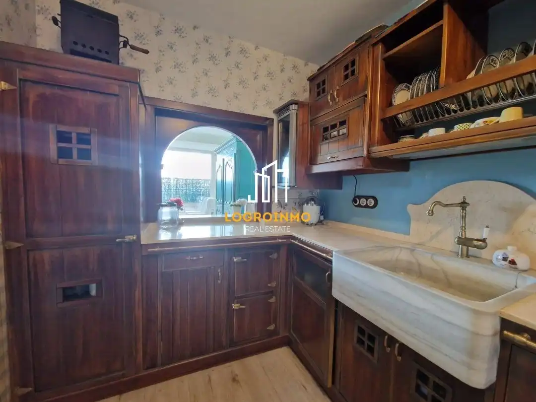 Kitchen of Houses for sale in Lapoblación  with Heating, Private garden and Parquet flooring