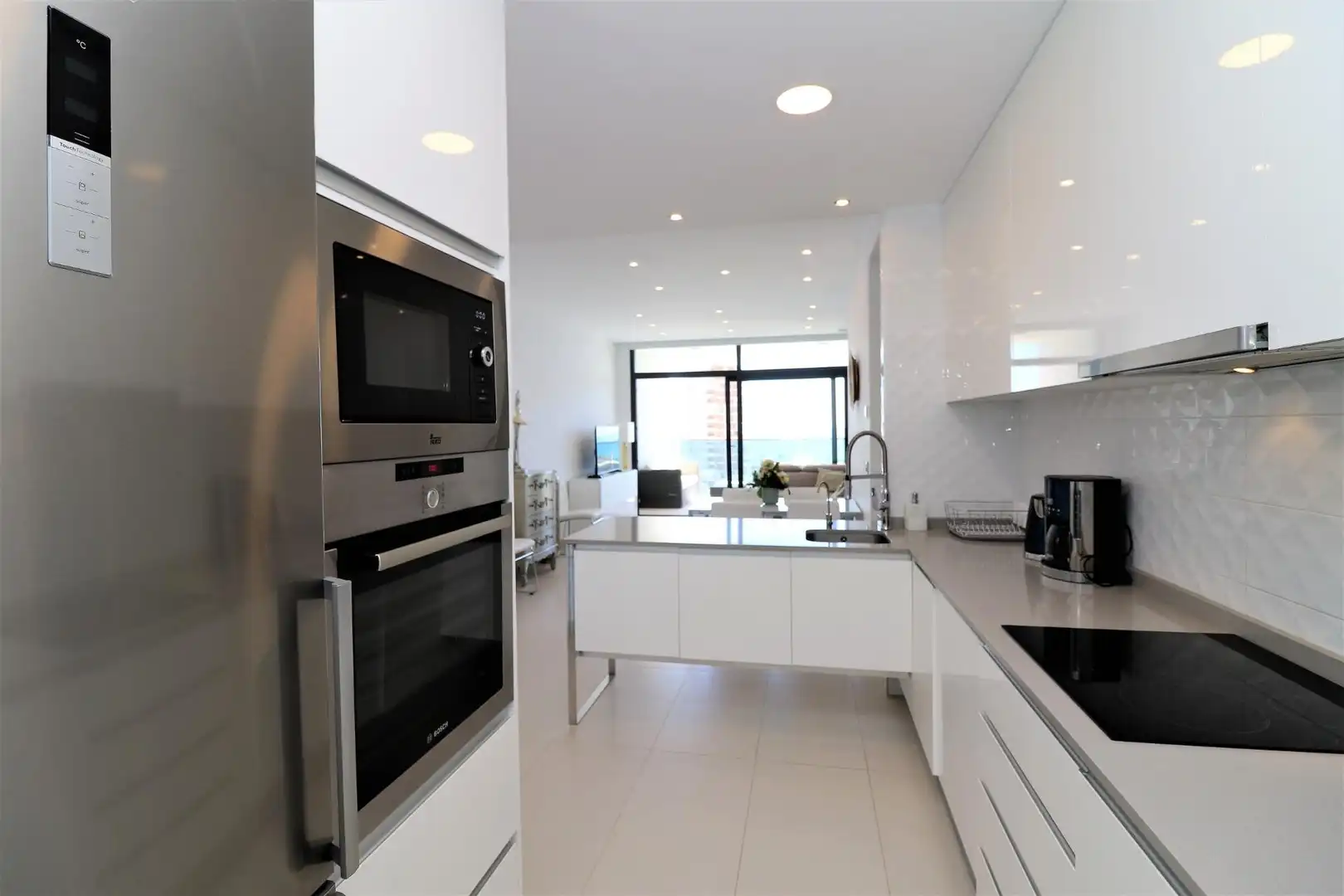 Apartamento con piscina en venta en Playa de Poniente, imagen 8