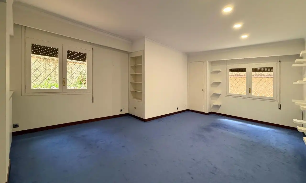 Habitación de Oficina de alquiler en Barcelona con Aire acondicionado y Calefacción