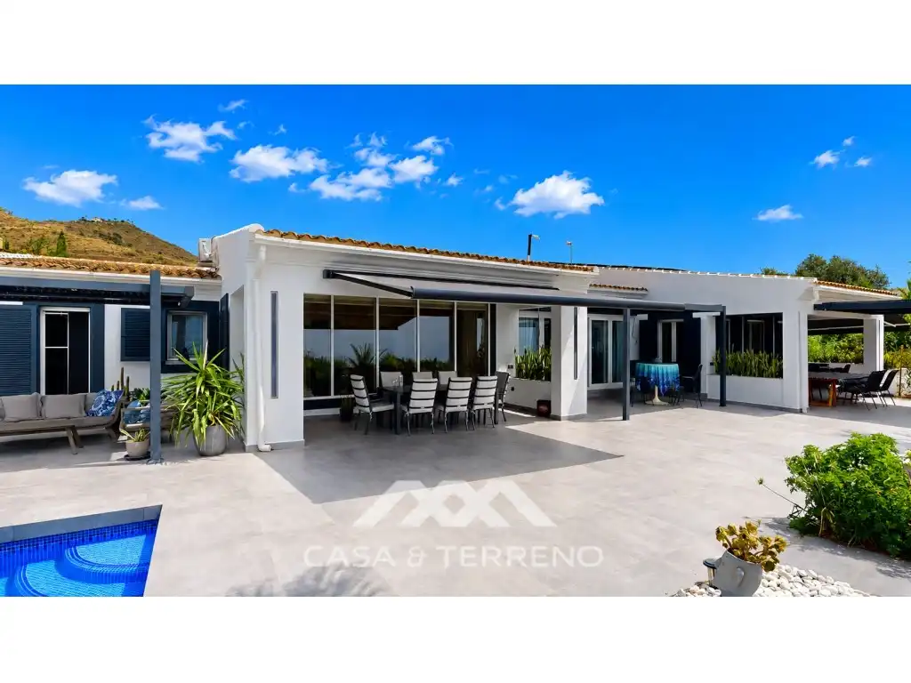 Terraza de Casa o chalet en venta en Algarrobo con Aire acondicionado, Calefacción y Jardín privado