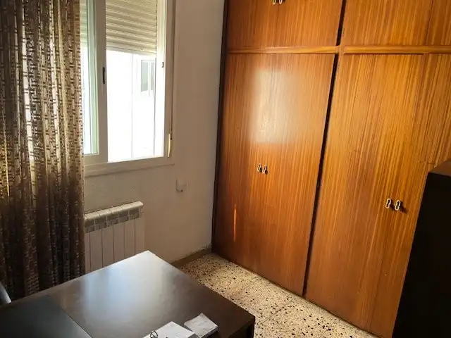 Dormitori de Pis en venda en Tarragona amb Aire condicionat, Calefacció i Moblat