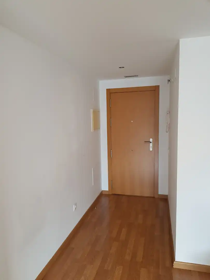 Piso de alquiler en Sol i Padris - Sant Oleguer