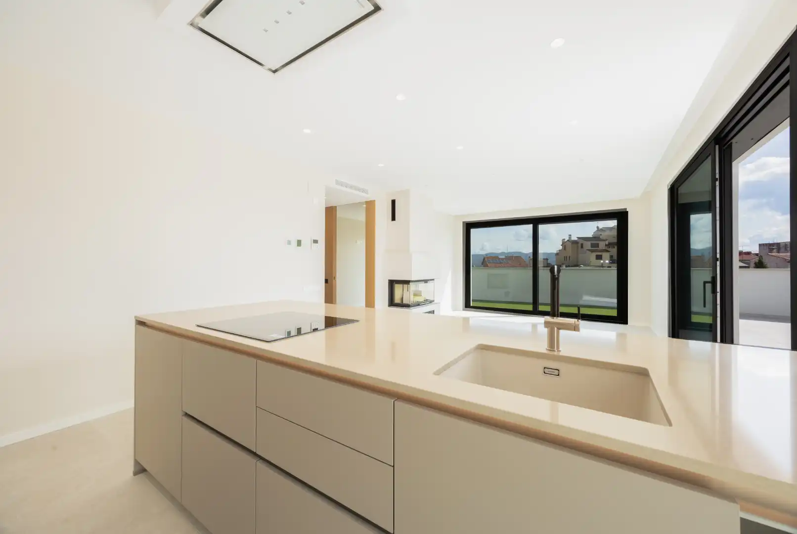 Neubau-Penthouse mit Aufzug zum Verkauf in Carrer Josep Maria Sert 2, imagen 5