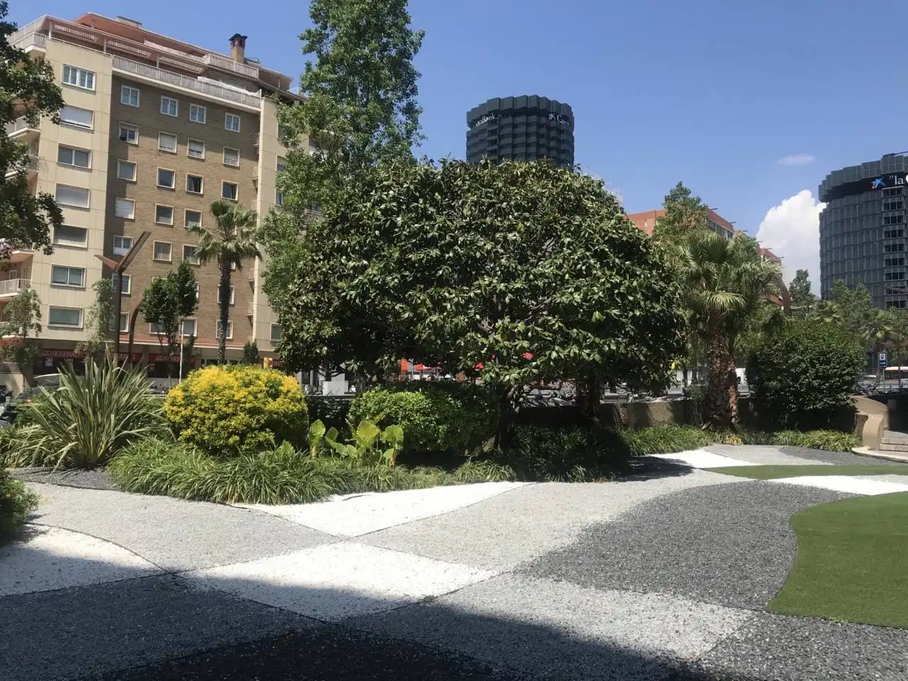 Vista exterior de Local de lloguer en Barcelona amb Aire condicionat