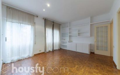 Living room of Flat for sale in  Barcelona Capital