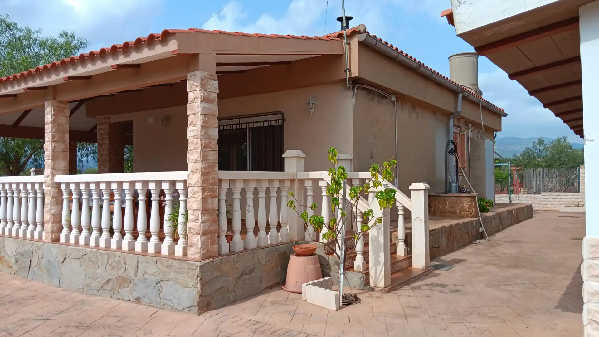 Vista exterior de Casa o chalet en venta en Cheste con Jardín privado, Terraza y Trastero