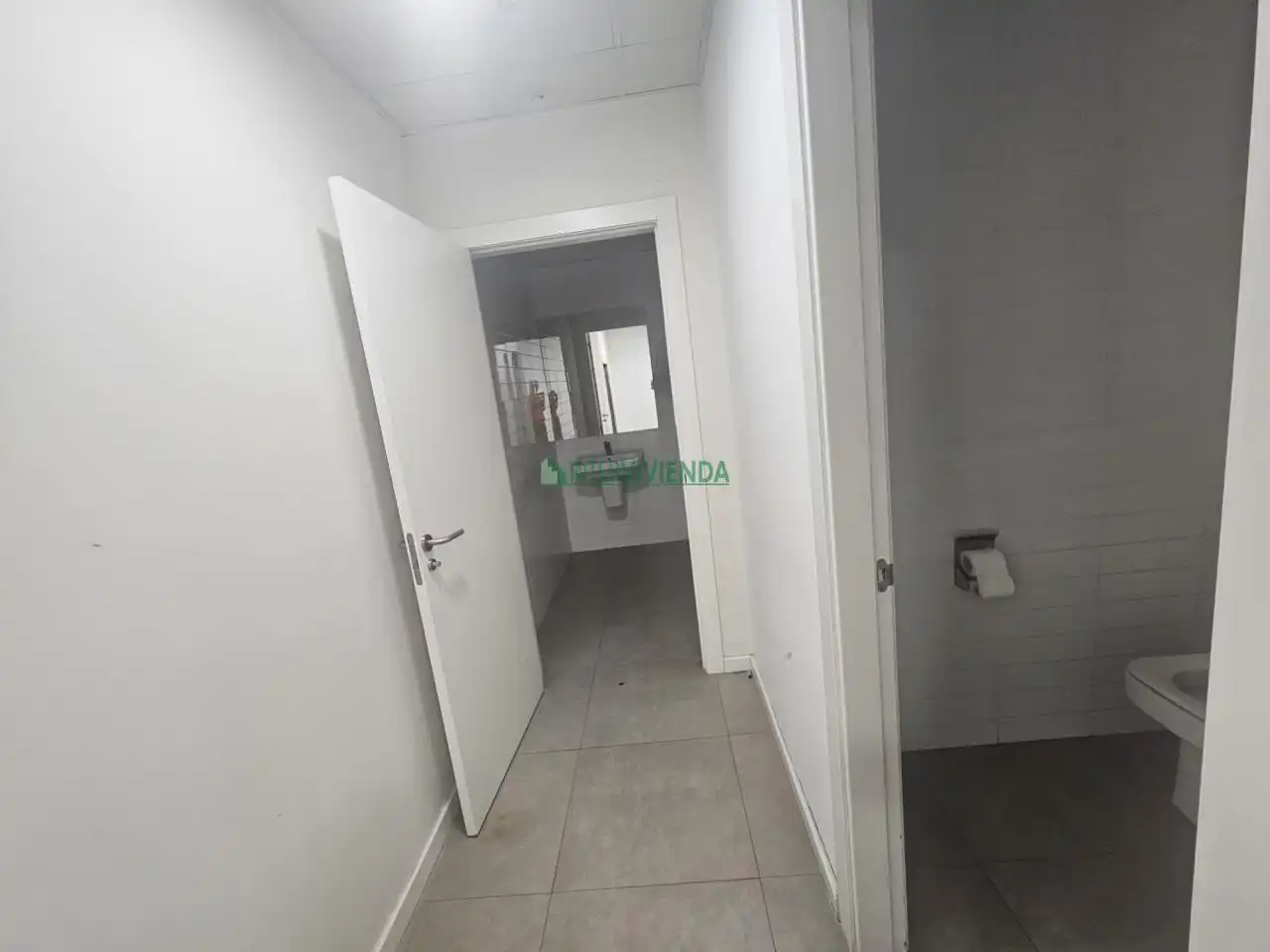 Commercial properties for rent in Vigo   with Air Conditioner