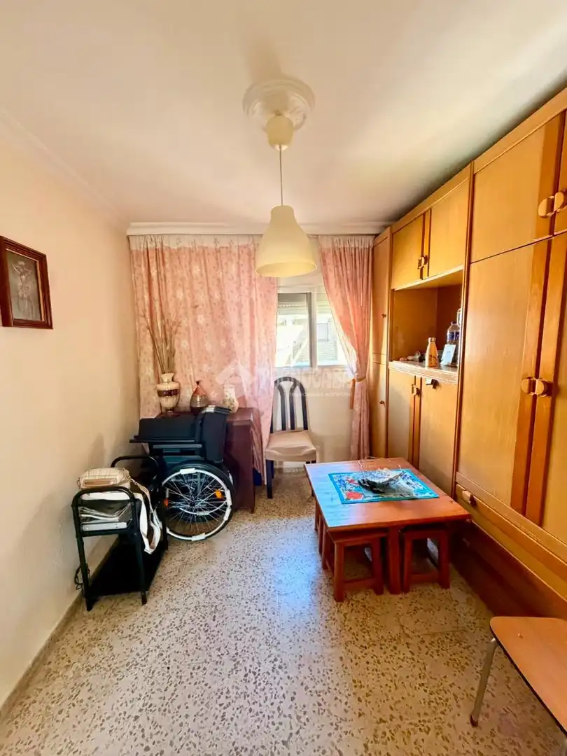 Habitación de Piso en venta en Sevilla con Aire acondicionado y Terraza