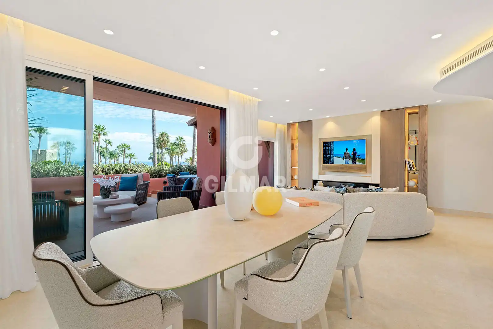 Apartamento con terraza en venta en Selwo, imagen 3