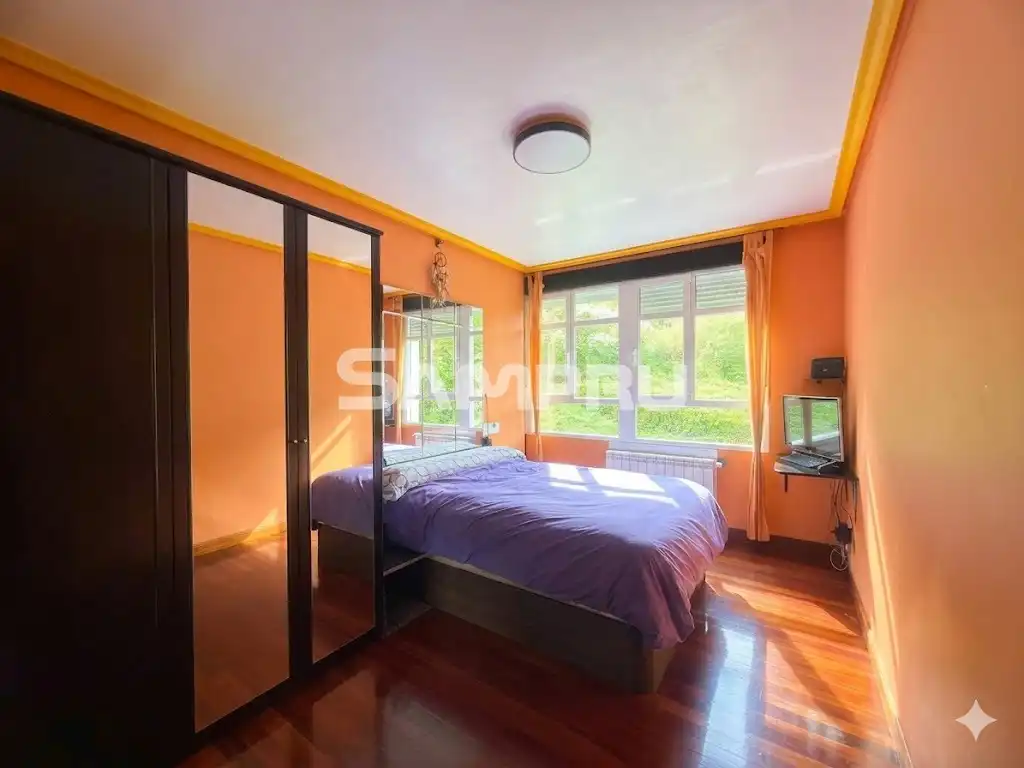 Schlafzimmer von Wohnung zum Verkauf in Aramaio mit Heizung und Abstellraum