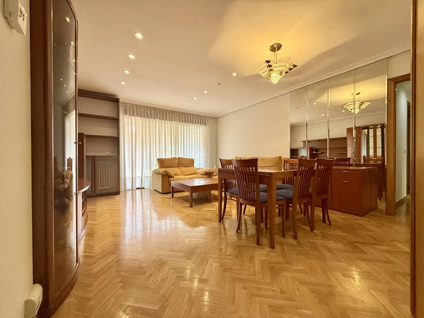 Sala d'estar de Pis de lloguer en Alcobendas amb Calefacció, Parquet i Terrassa