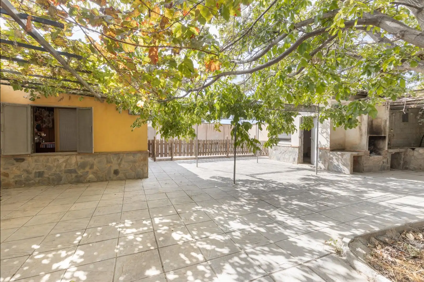 Country homes for sale in Polideportivo