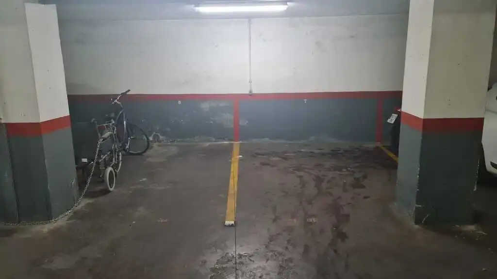 Einzelparkplatz zum Verkauf in Perez Galdos, imagen 4
