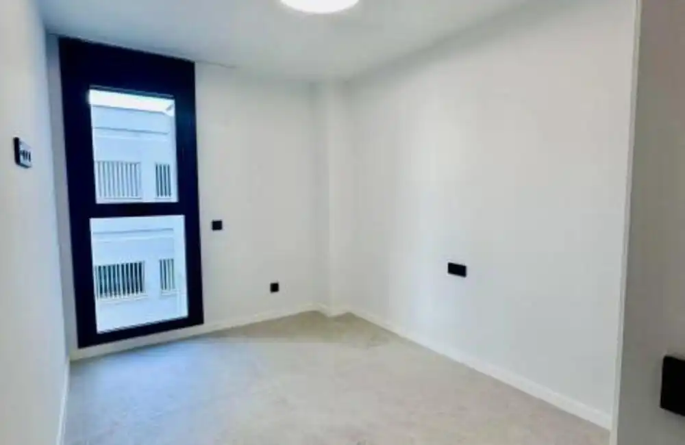Habitación de Apartamento de alquiler en Marbella con Aire acondicionado, Terraza y Piscina