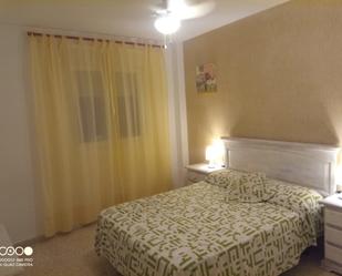 Bedroom of Flat to rent in Rincón de la Victoria  with Heating, Furnished and Oven