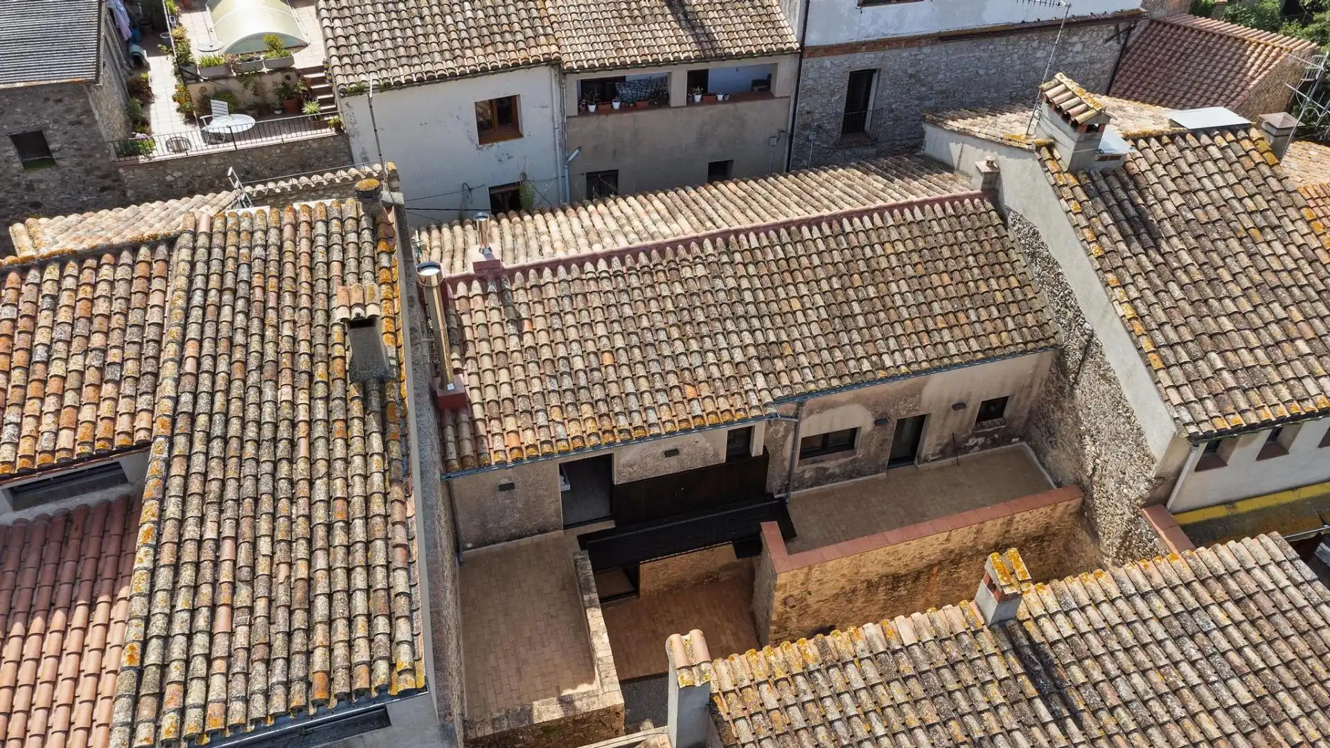 Vista exterior de Casa o xalet en venda en Terrades amb Terrassa