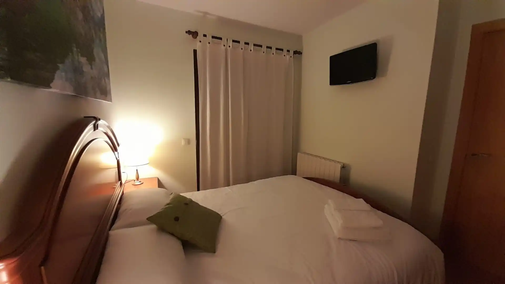 Dormitori de Casa adosada en venda en Vallcebre amb Jardí privat, Parquet i Traster