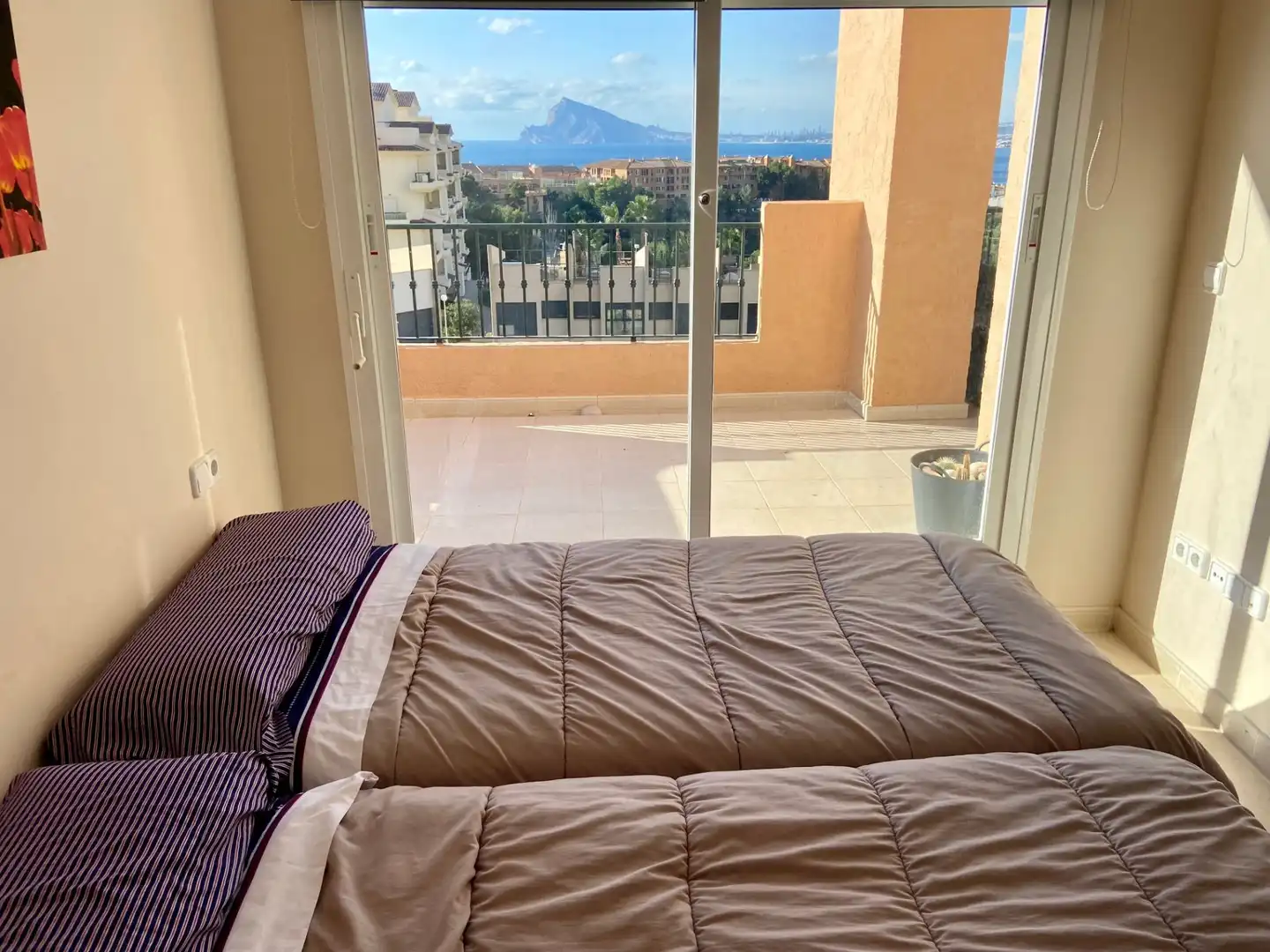 Habitación de Apartamento de alquiler en Altea con Aire acondicionado, Calefacción y Terraza