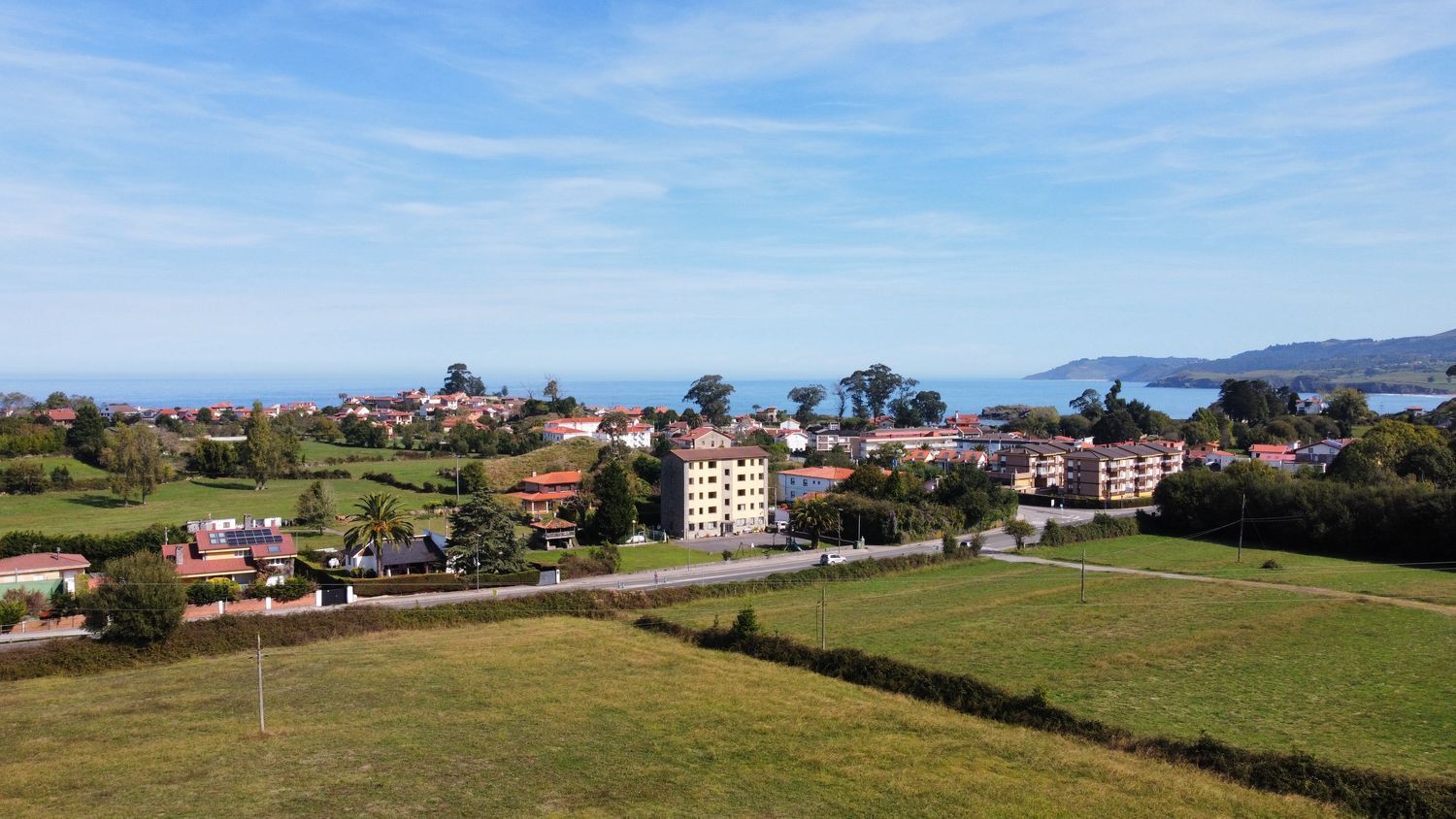 Vista exterior de Residencial en venda en Colunga