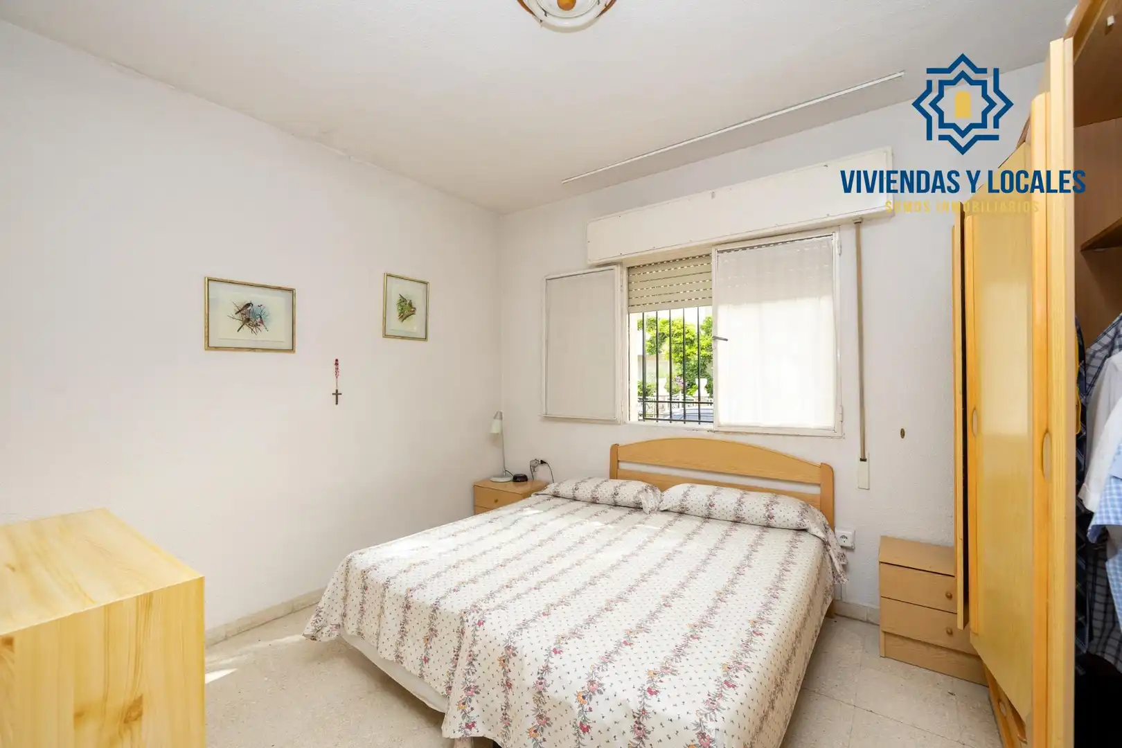 Habitación de Casa o chalet en venta en Armilla con Aire acondicionado, Calefacción y Jardín privado