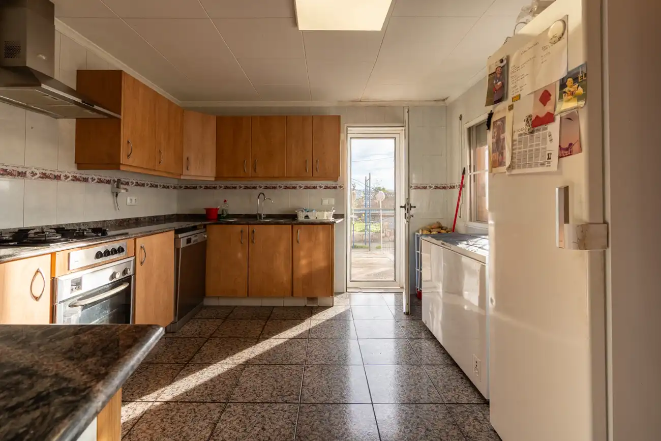 Küche von Country house zum Verkauf in Tortosa mit Privatgarten, Schwimmbad und Internet