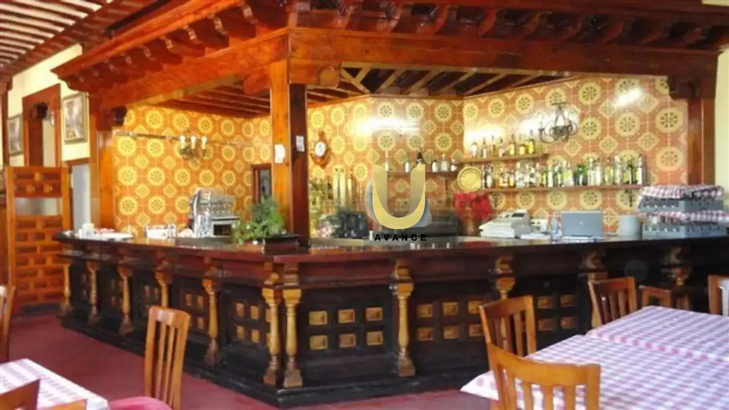 Local en venta en Manzanares El Real