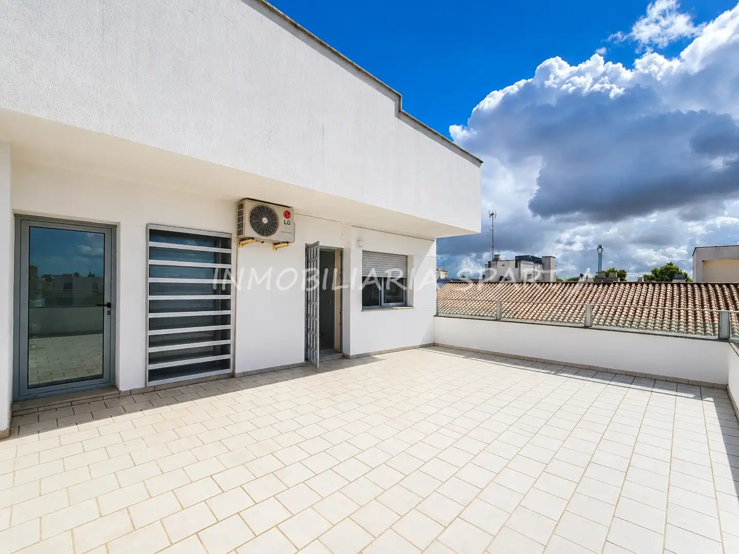Attic for rent in Avenida Presidente Adolfo Suarez, 2, Sanlúcar la Mayor