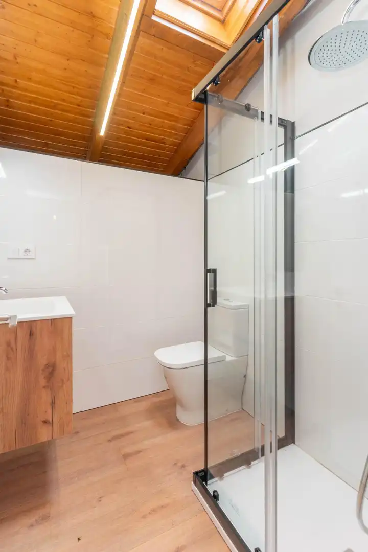 Baño de Casa o chalet en venta en Grado con Calefacción, Terraza y Trastero