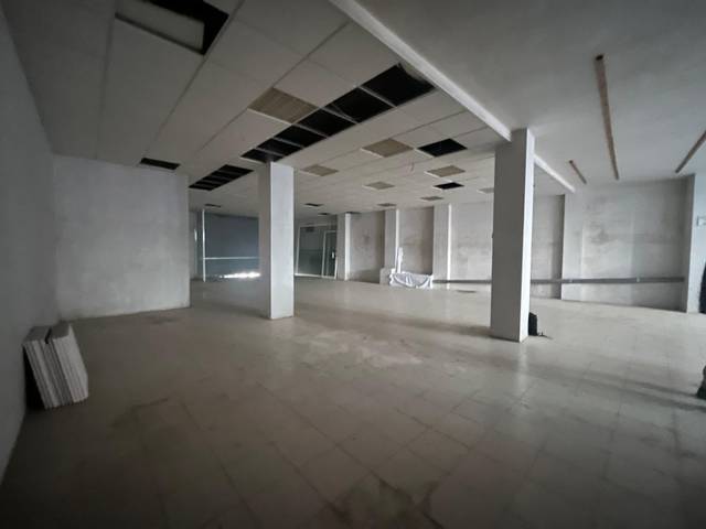 Local comercial en Alquiler en Llevant
