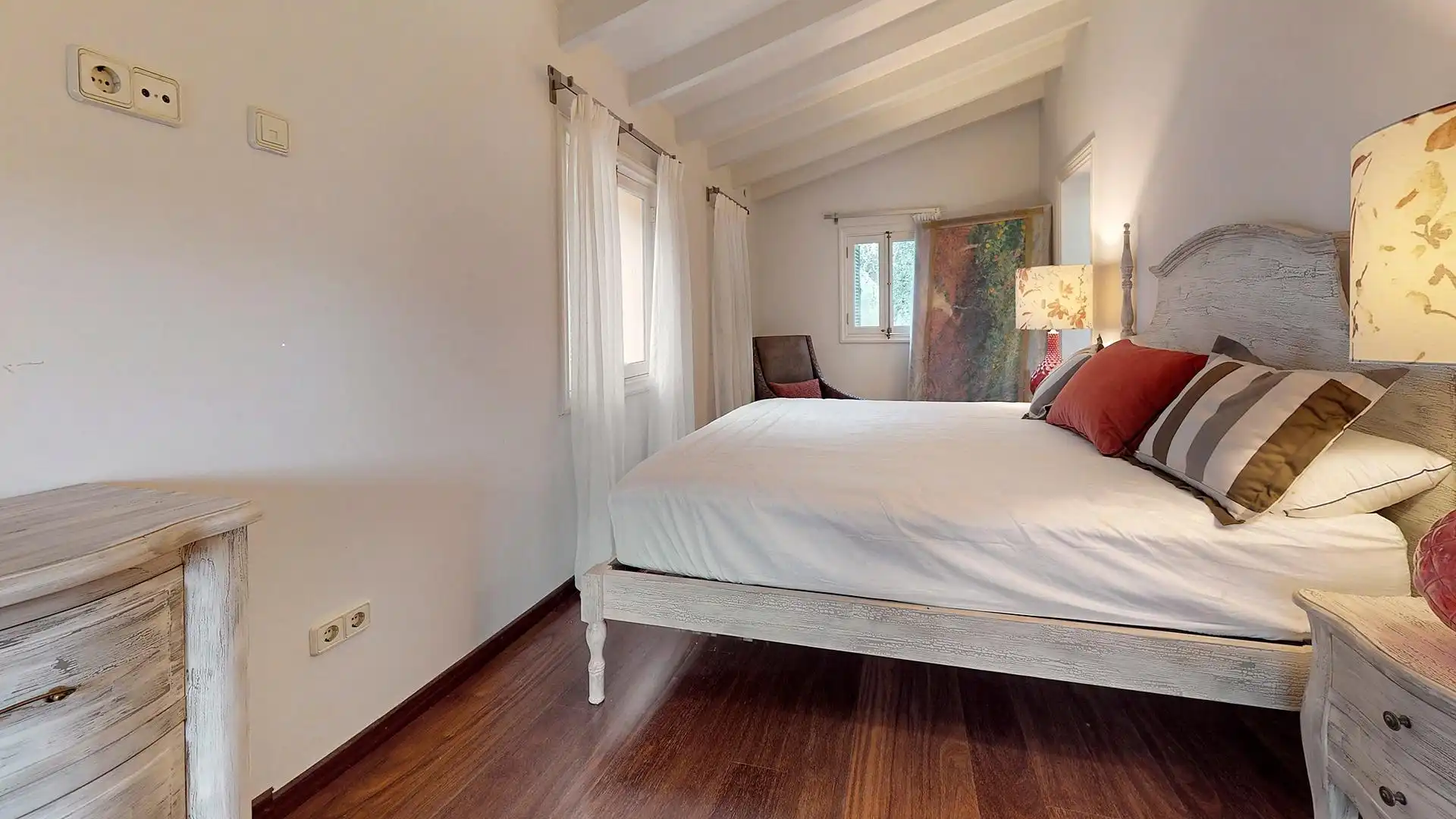 Habitación de Finca rústica de alquiler en  Palma de Mallorca con Aire acondicionado, Calefacción y Jardín privado