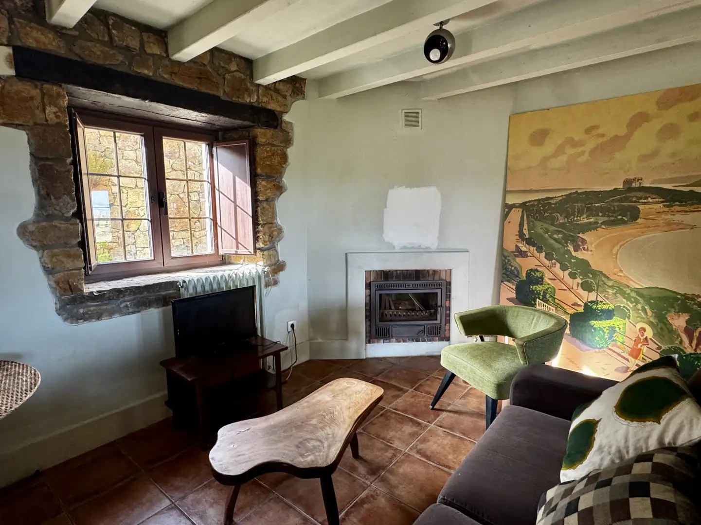 Sala d'estar de Casa o xalet de lloguer en Riotuerto amb Calefacció, Terrassa i Traster