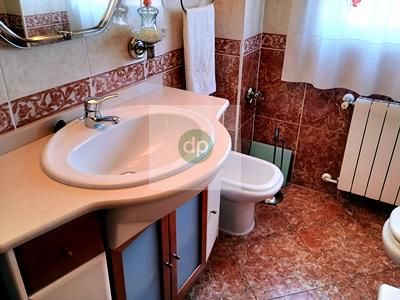 Bathroom of Flat for sale in Badajoz Capital  with Air Conditioner, Private garden and Terrace