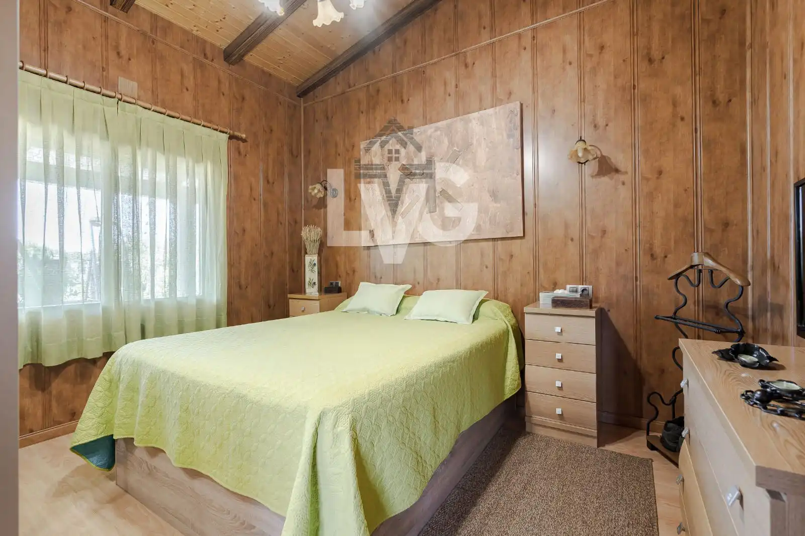 Schlafzimmer von Haus oder Chalet zum Verkauf in Valdetorres de Jarama mit Klimaanlage, Heizung und Privatgarten