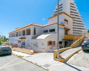 Vista exterior de Edifici en venda en Benalmádena