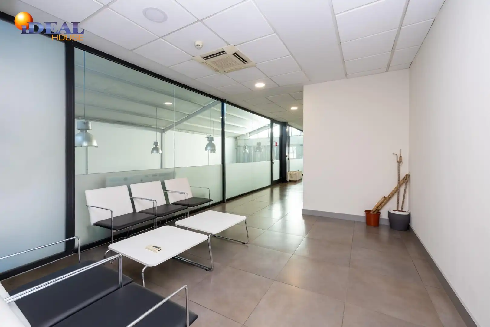 Inmuebles singulares con ascensor en venta en Peligros, imagen 29