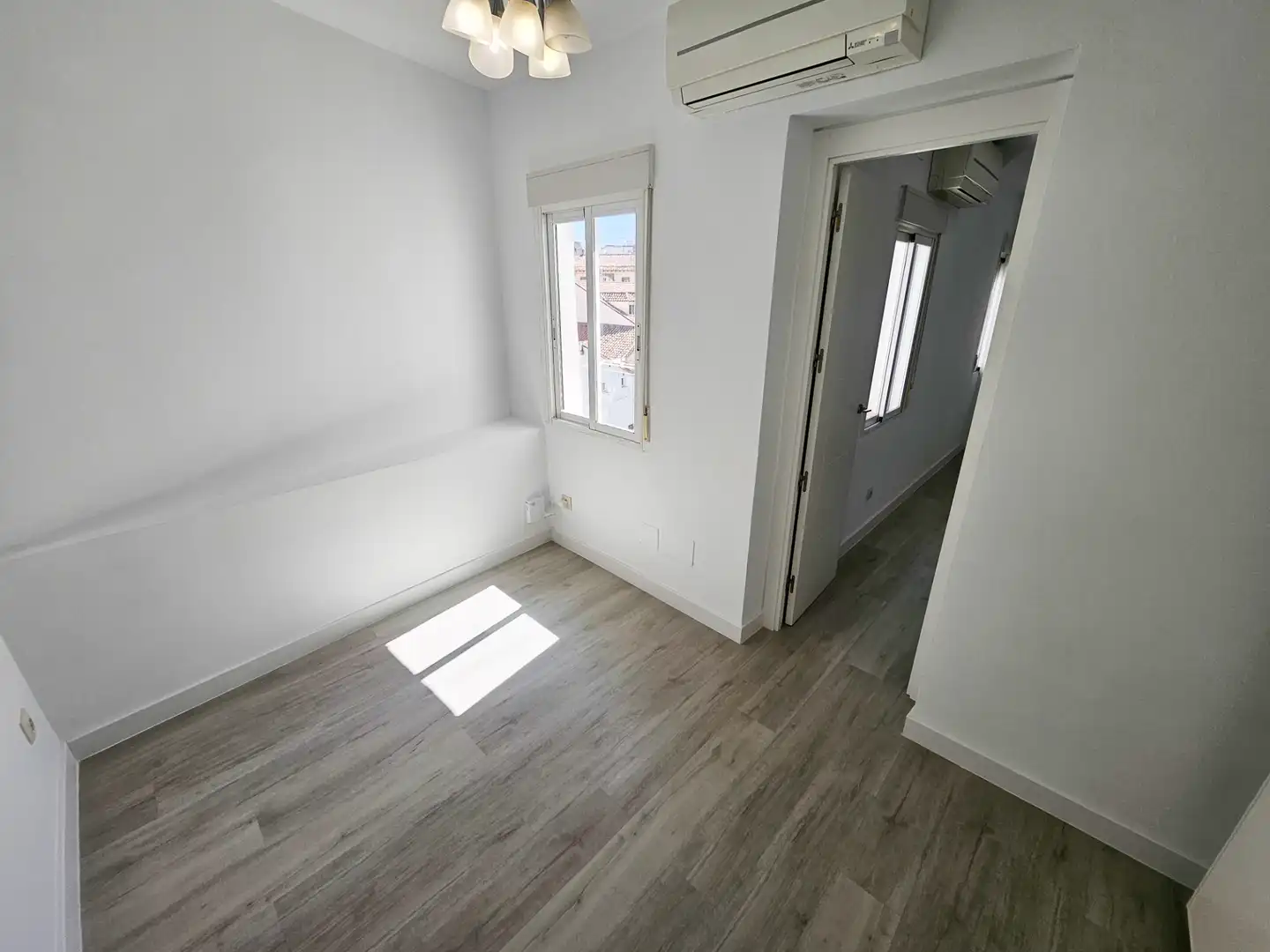Habitación de Apartamento en venta en Madrid con Aire acondicionado, Horno y Microondas