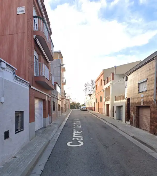 Vista exterior de Piso en venta en Sabadell