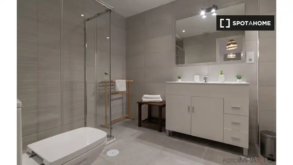 Habitación en Almenara -Ventilla