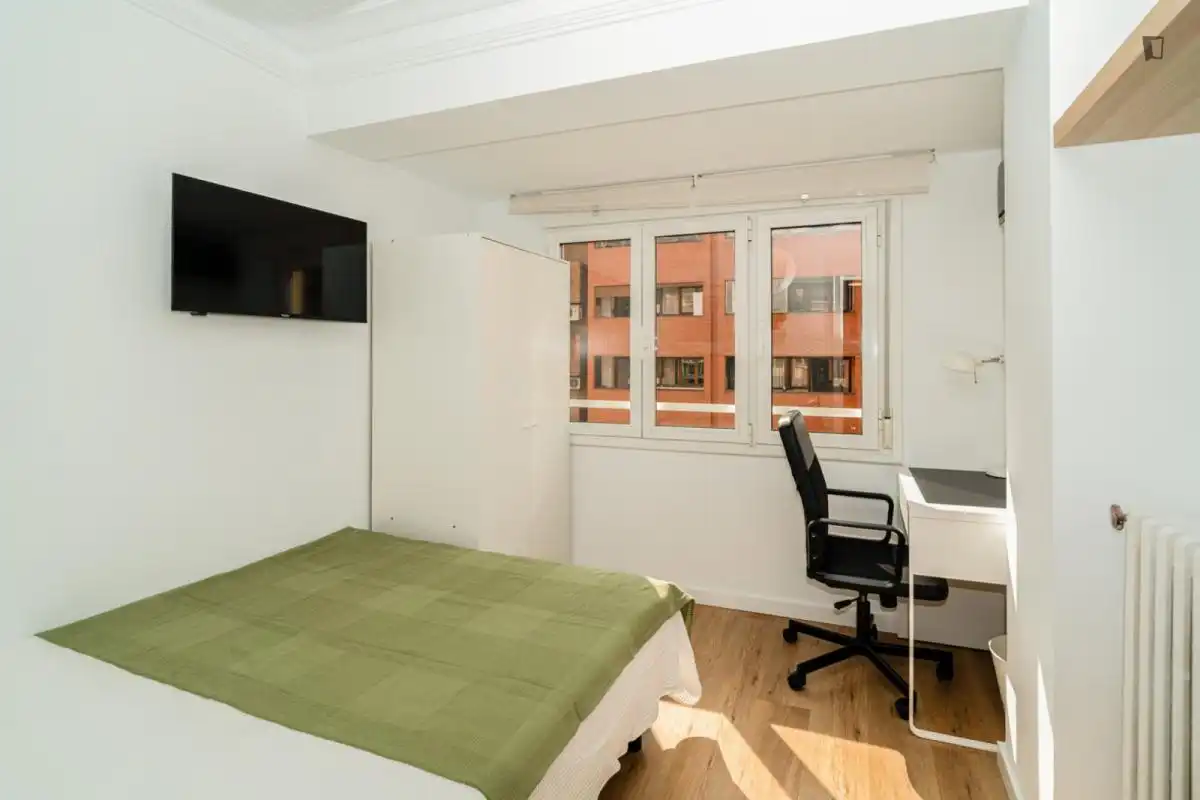 Habitació a Ciudad Jardín - Parque Roma