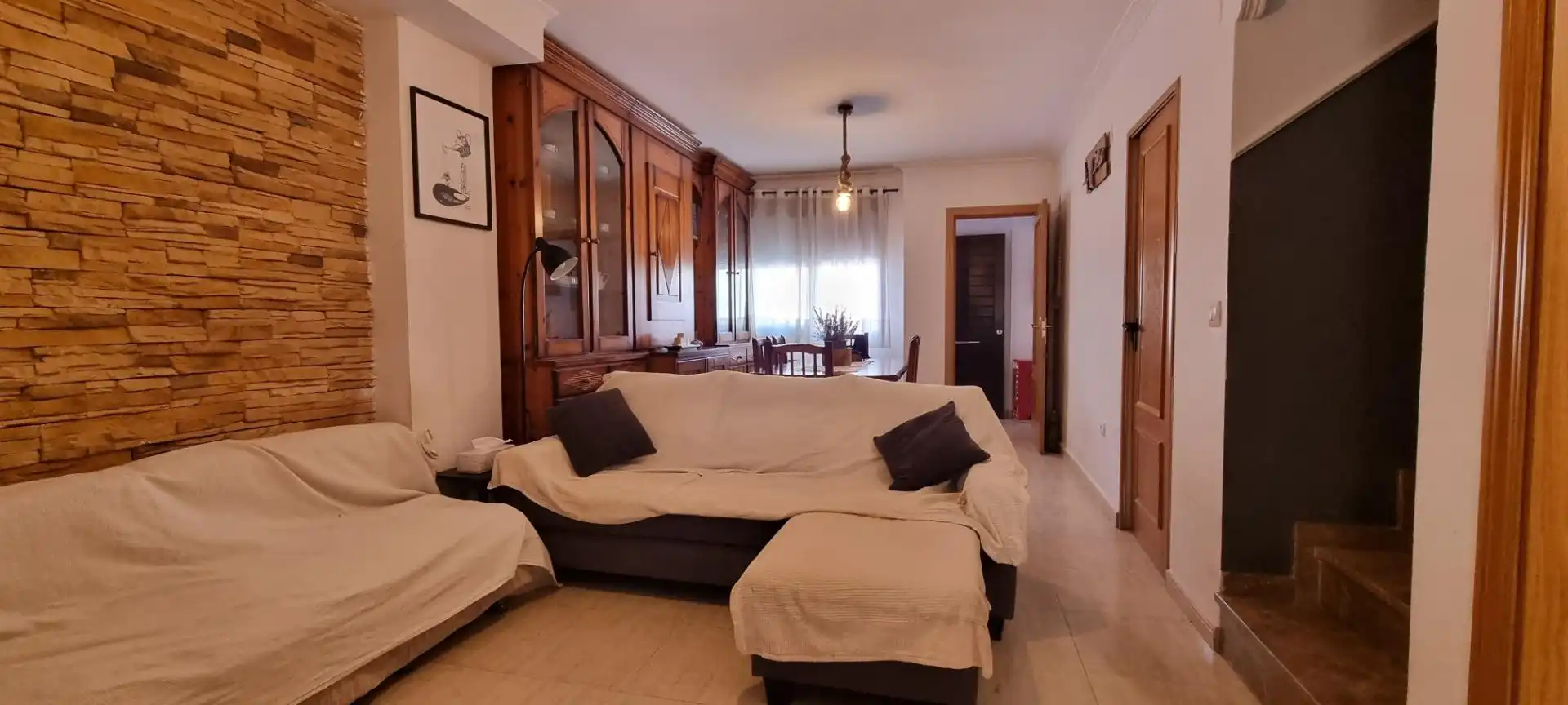 Sala d'estar de Casa adosada en venda en Épila amb Calefacció i Terrassa