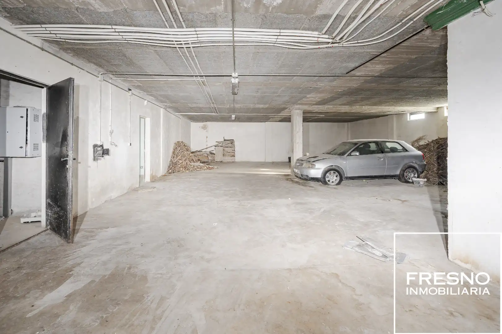 Parking de Casa o chalet en venta en Cobeña con Calefacción, Jardín privado y Trastero