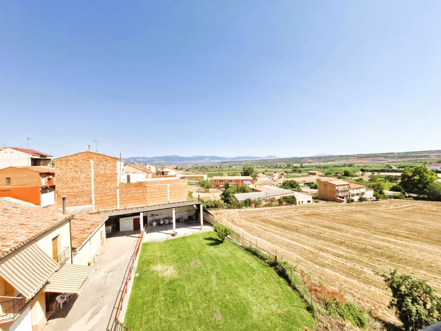 Garden of Duplexes for sale in Navarrete  with Heating and Storage room