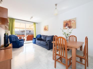 Wohnung mit Pool zum Verkauf in Calle Ópalo
