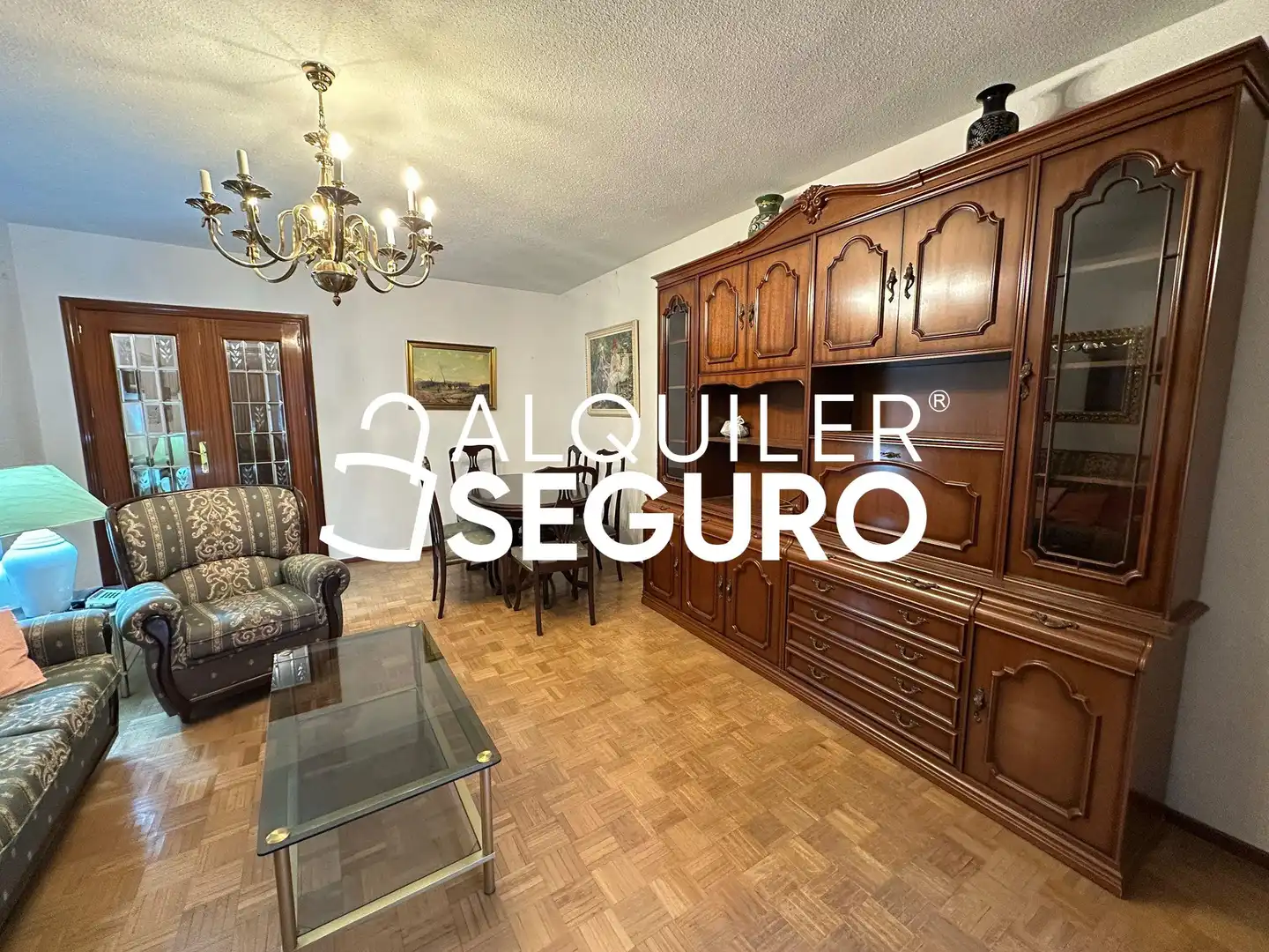 Sala d'estar de Pis de lloguer en Madrid amb Calefacció, Terrassa i Moblat