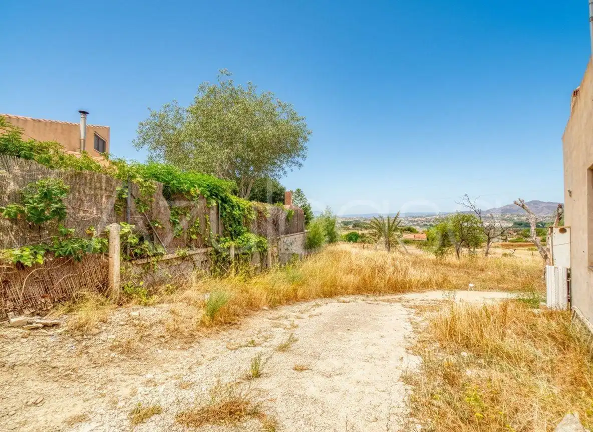 Casa o chalet en venta en Alicante / Alacant con Aire acondicionado, Terraza y Trastero