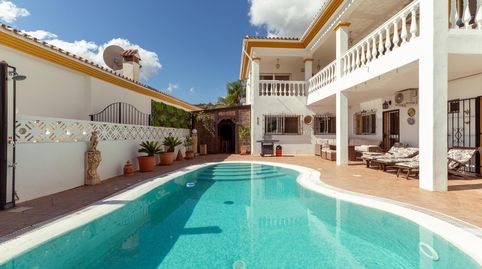 DOS HOGARES EN UNA MISMA VILLA  INDEPENDENCIA, PISCINA Y RENTABILIDAD EN MONDA