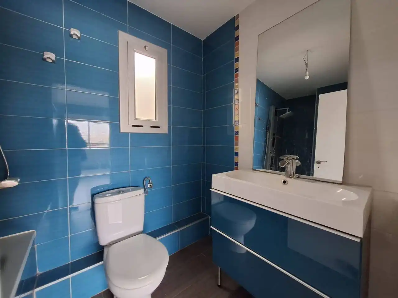 Bathroom of Attic for sale in Terrassa  with Parquet flooring