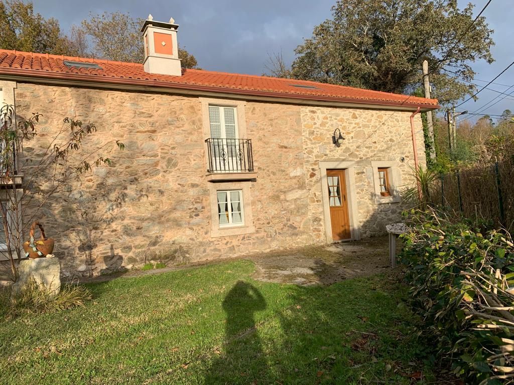 Exterior view of House or chalet for sale in Narón  with Private garden, Storage room and Furnished