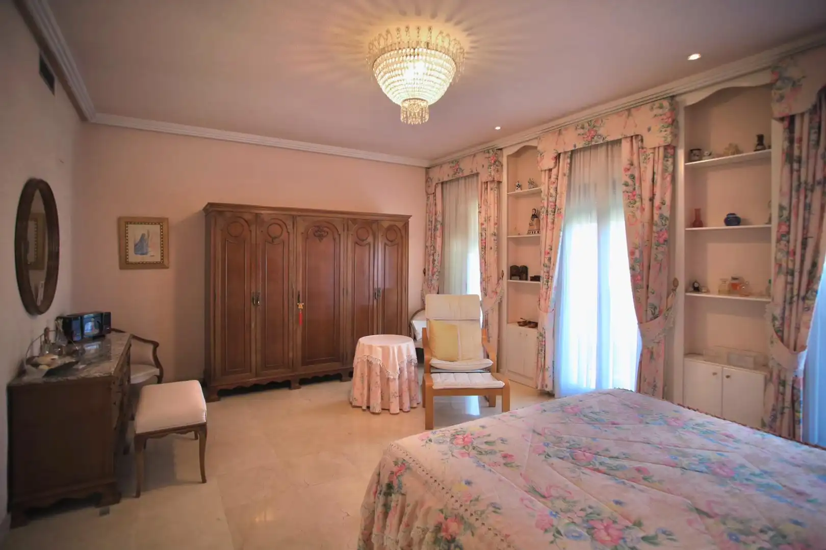 Dormitori de Casa adosada en venda en Elche / Elx amb Aire condicionat, Calefacció i Jardí privat