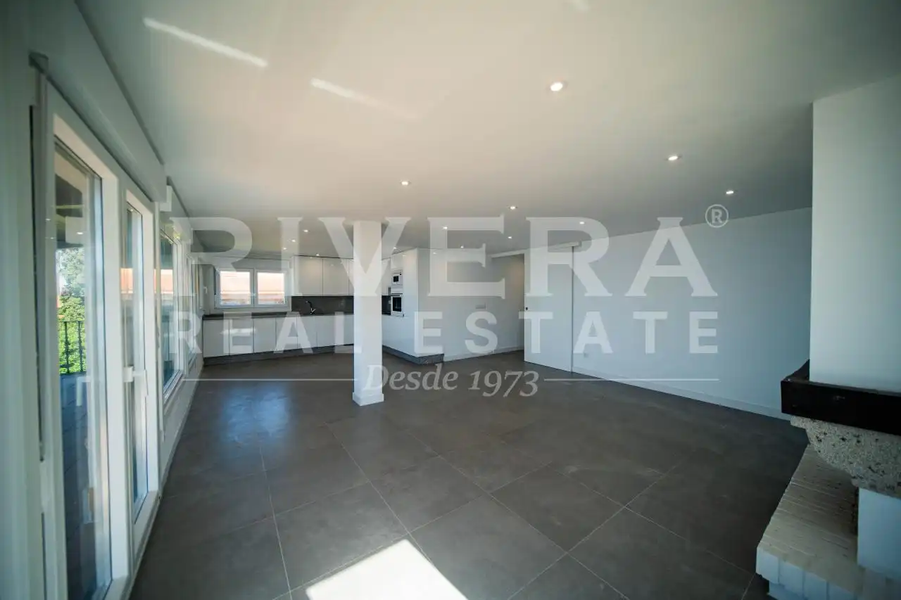 Piso en venta en Sanxenxo con Calefacción y Terraza